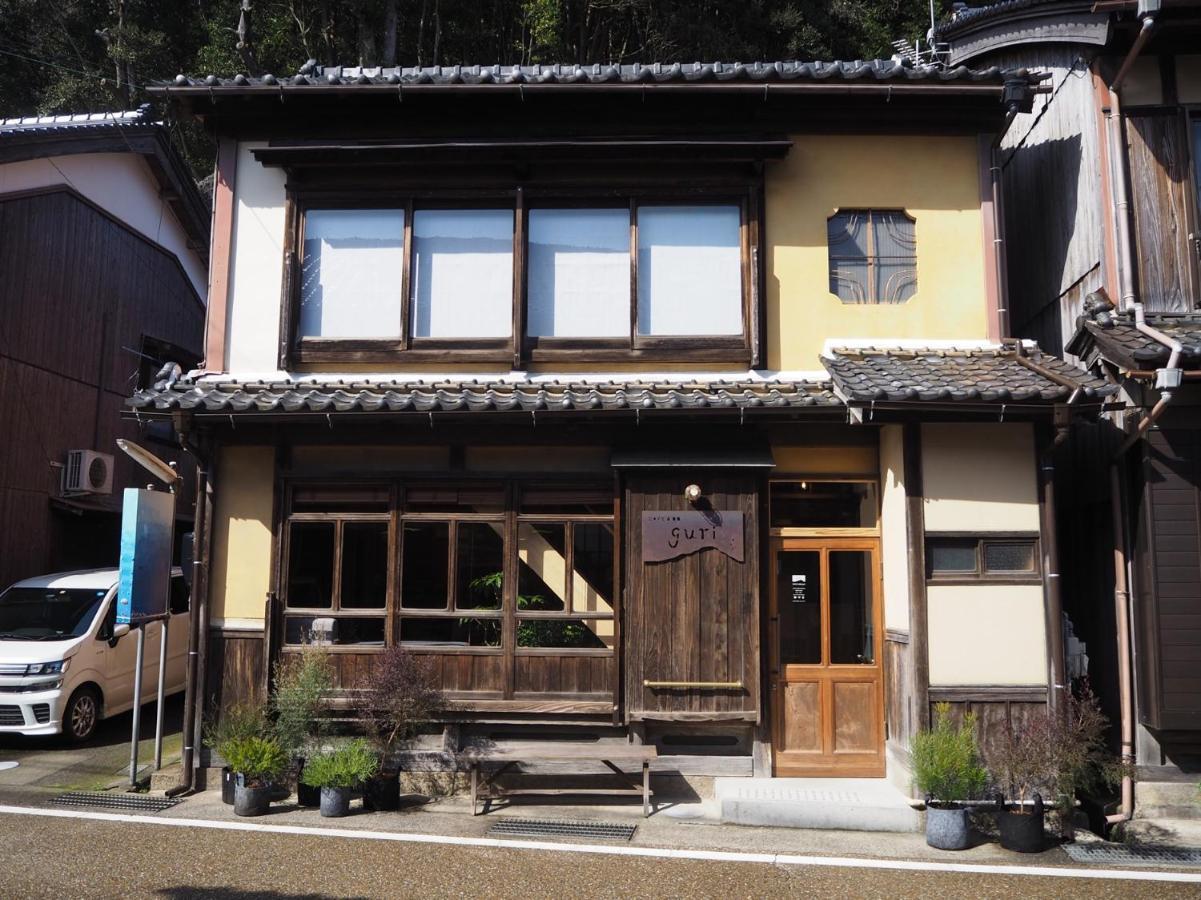 Cafe & Bb Guri Bed and Breakfast Ine Buitenkant foto